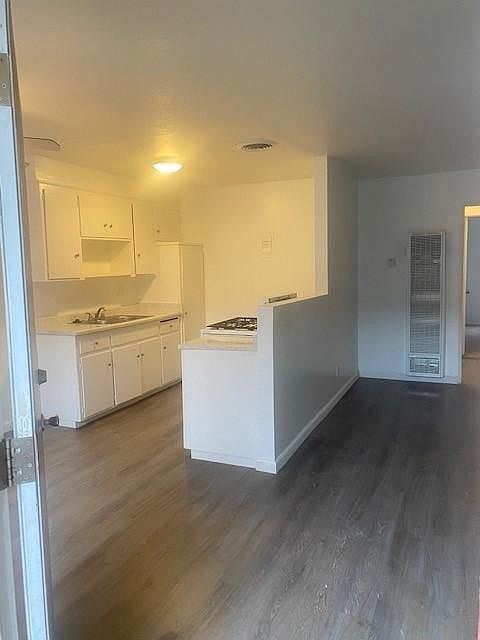 1st image of 7112 Fenway Dr #1