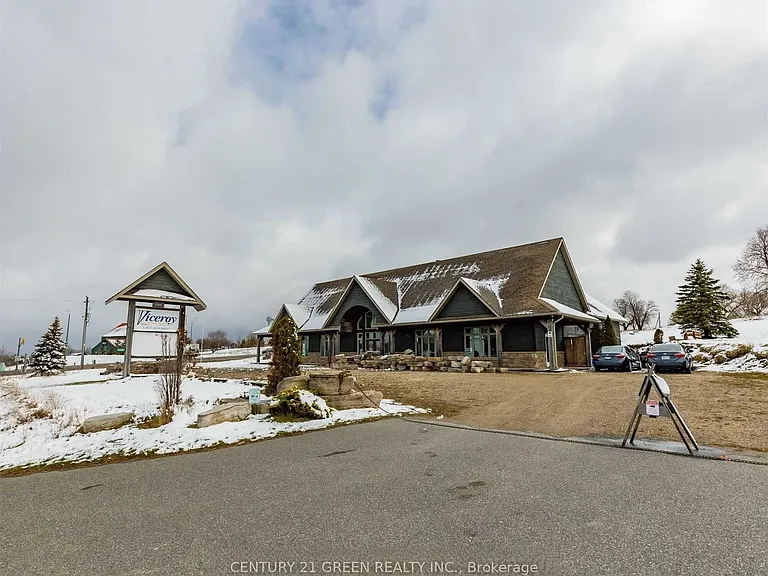 935689 Airport Rd — Photo 4