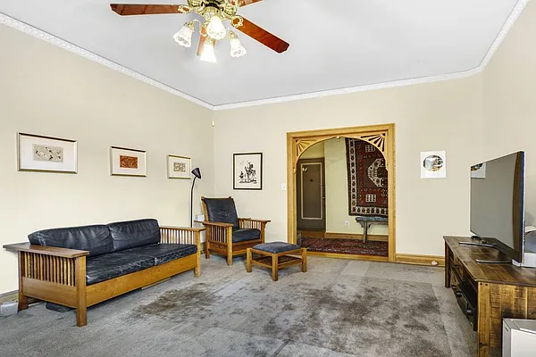 Sold by Mont Sky Real Estate | media 2