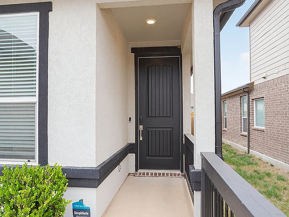 4th image of 223 W West Granite Shores
