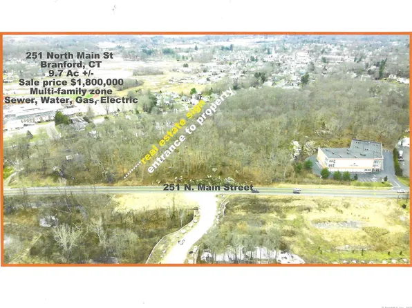251 N Main St, Branford, CT 06405