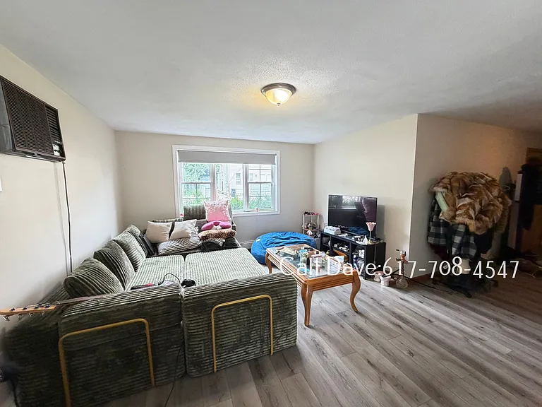 33 Adamson St #1 — Photo 4