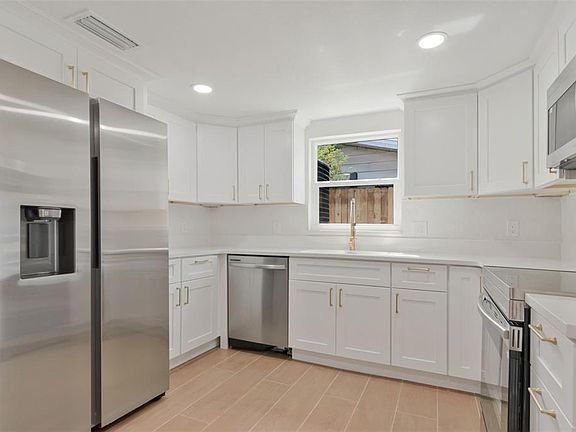 4th image of 4539 NEEDLE PALM DRIVE