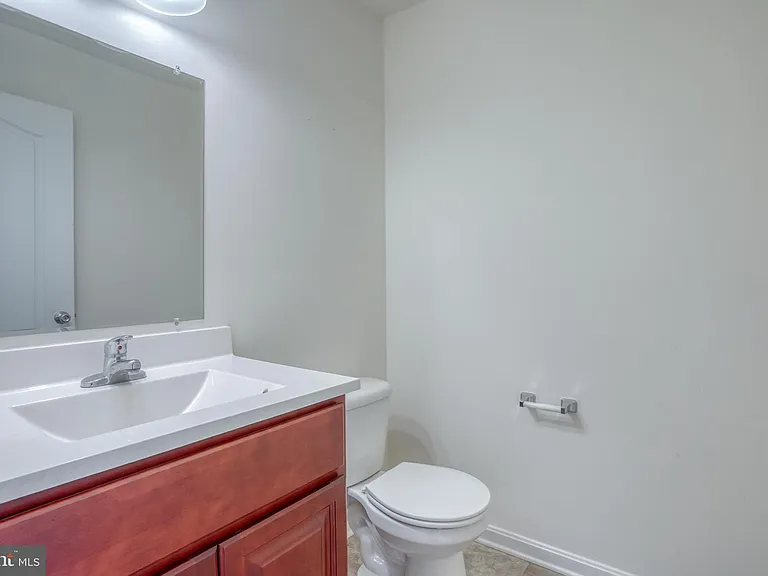 327 Tribbitt St — Photo 10