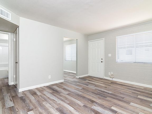 2nd image of 1414 E Brown St APT 2