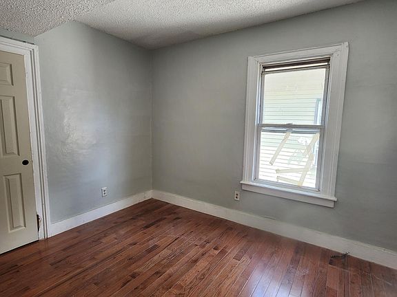 4th image of 153 Chapel St Floor 2