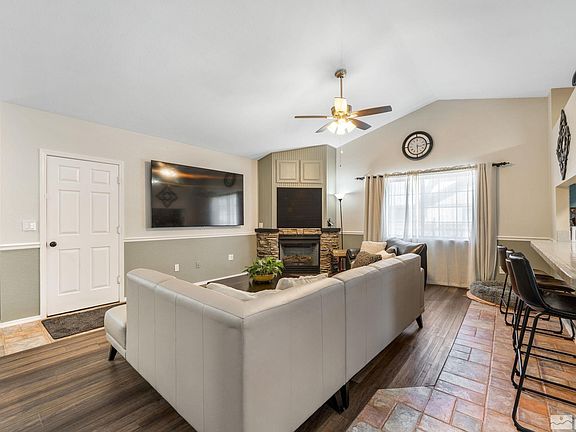 4th image of 5610 Grasswood Dr