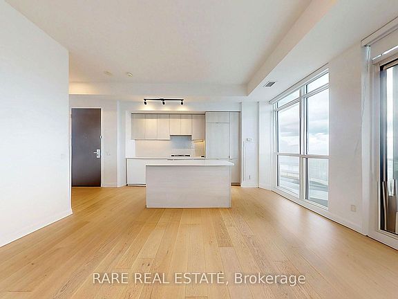 2nd image of 7 Grenville St #6111
