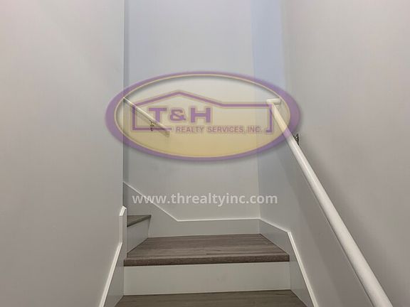 4th image of 1 N Park Ave #2157