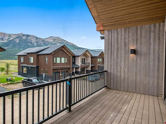 4th image of 180 Elk Valley Road #104