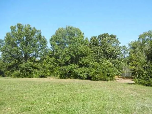 1659 Highway F Dr, Innsbrook, MO 63390