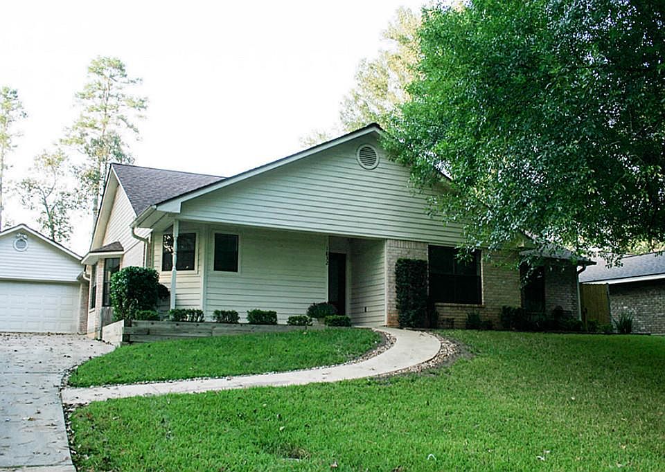 1st image of 1832 E Lake Dr