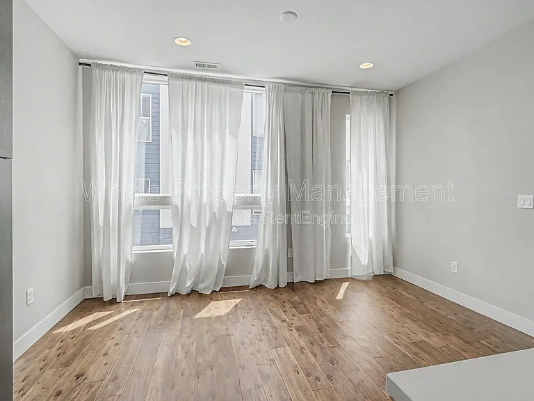 5737 W 17th Ave — Photo 17