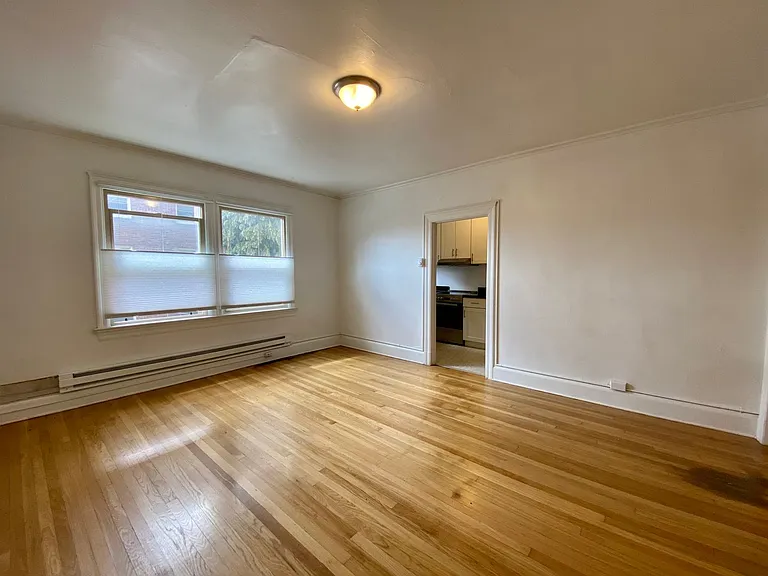 Campus Apartments — Photo 2