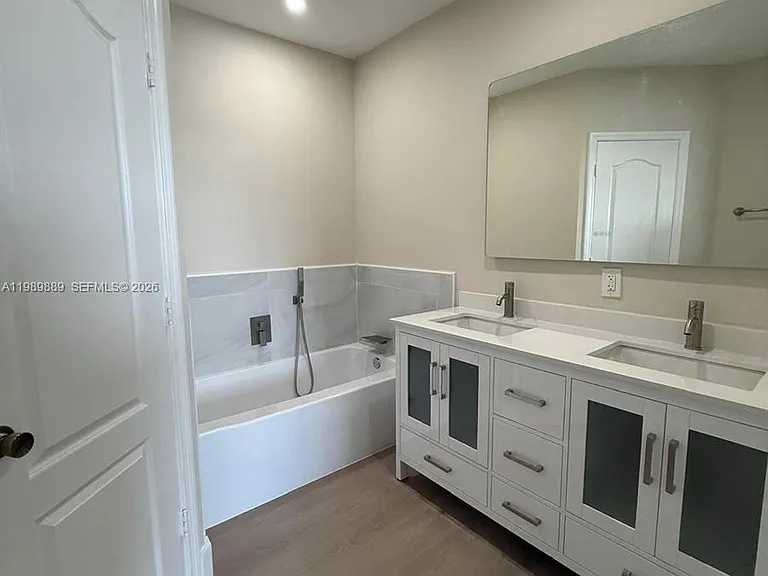 16432 SW 47th Ter — Photo 19