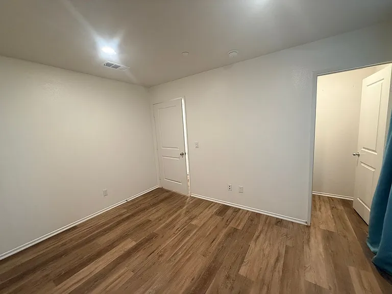 5475 Tangerine Ave — Photo 8