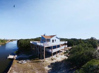 509 Swan Rd, Corolla, NC 27927