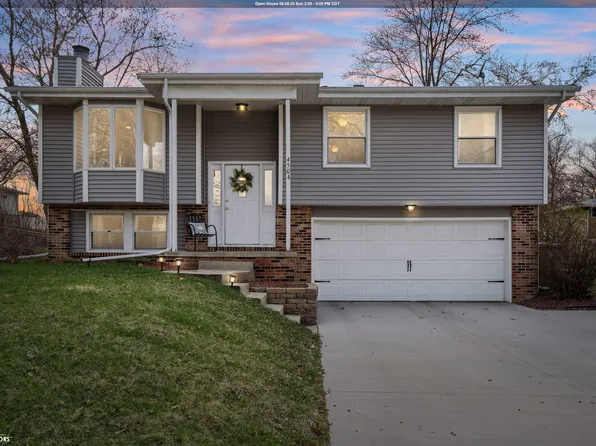 4504 67th St, Urbandale, IA 50322