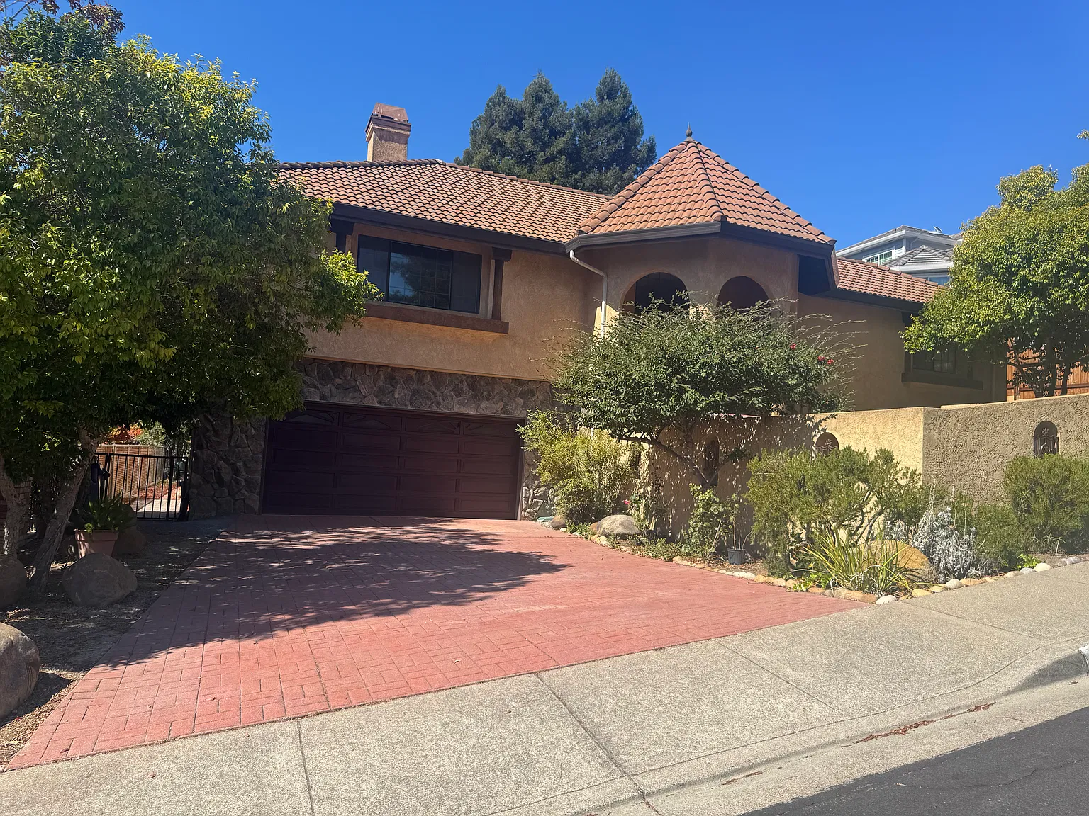 Regency Ct, El Sobrante — Photo 1