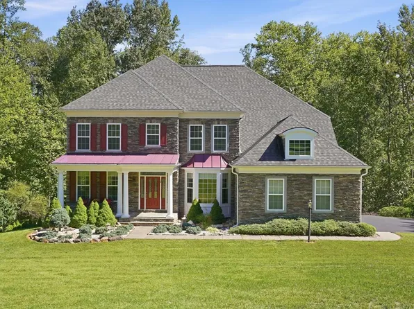 18 Maidenhair Way, Stafford, VA 22556