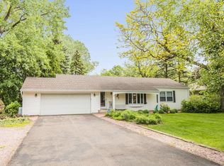 2032 Edgerton St N, Maplewood, MN 55117