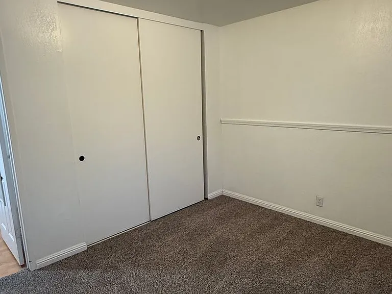 7389 Newcastle Ln — Photo 26