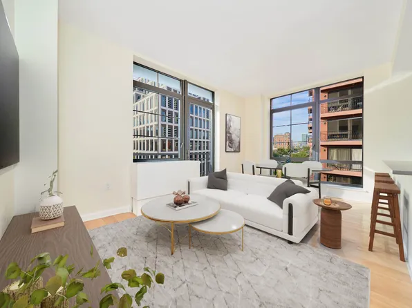 2211 3rd Avenue image 1 of 18