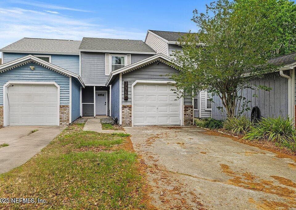 1st image of 3076 COBBLEWOOD Lane W