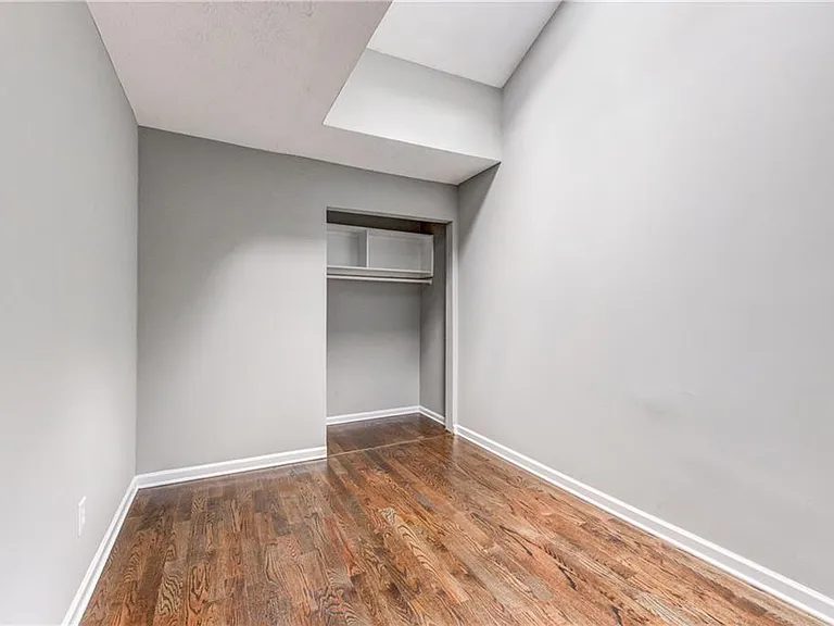 3360 Spring Harbor Dr — Photo 6