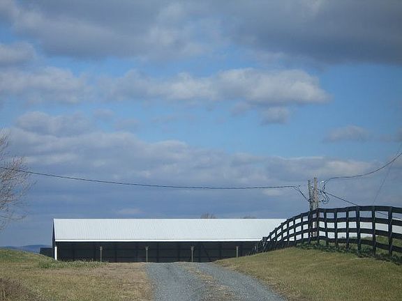 200x38 Metal Butler Building