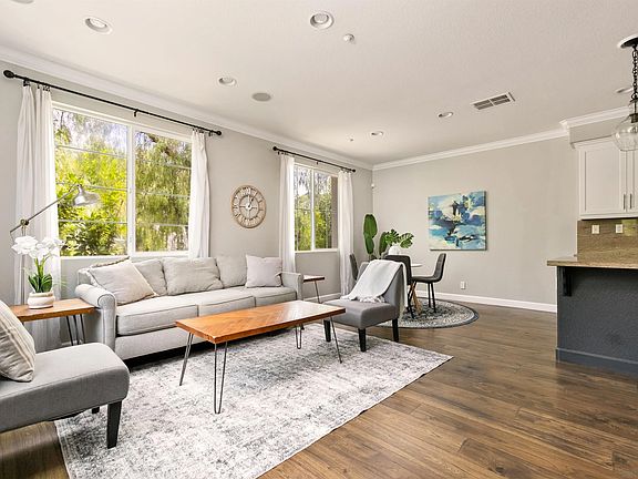 4th image of 2662 Rawhide Ln