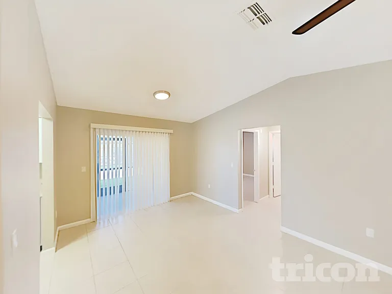 4128 Sunny Land Dr — Photo 3