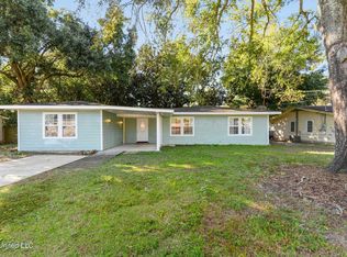 21 E Park St, Gulfport, MS 39507