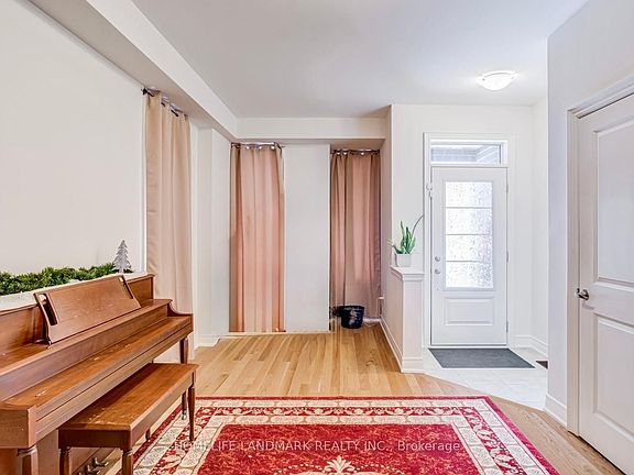 4th image of 2844 Whites Rd