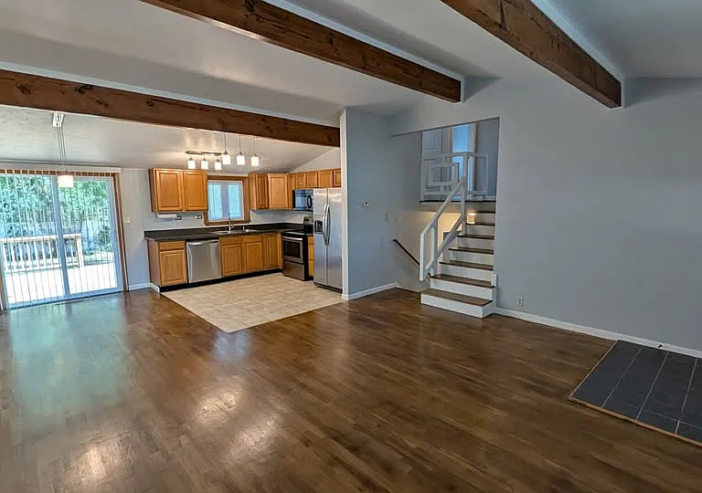 5375 Seymour Rd — Photo 3
