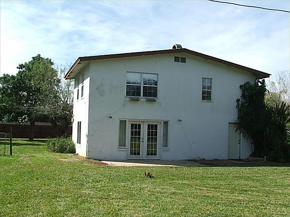 2nd image of 1556 N Fannin St