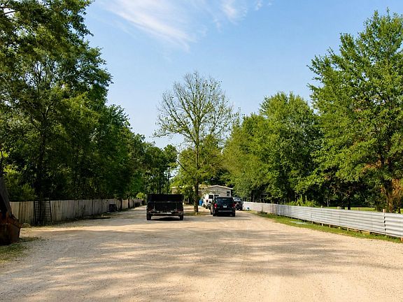 4th image of 2111 County Road 3405