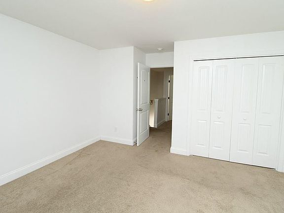 4th image of 2296 McCormick Ln APT I
