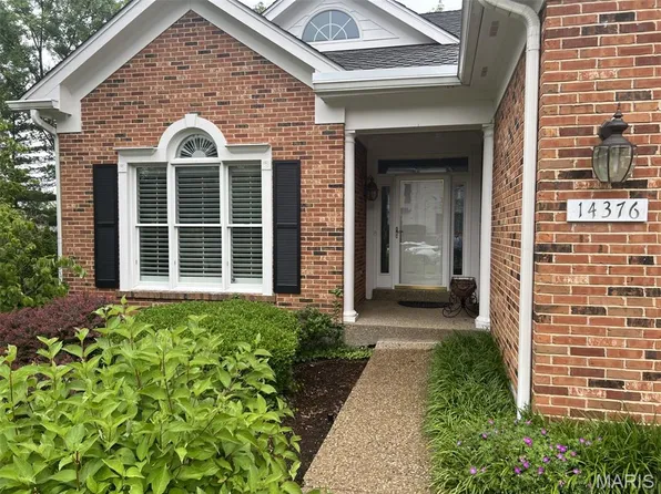 14376 Spyglass Rdg, Chesterfield, MO 63017