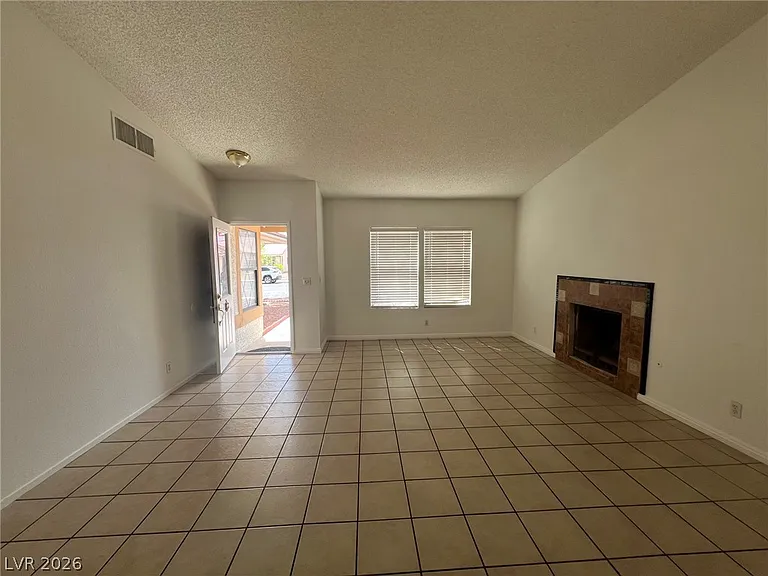 4348 Apex Dr — Photo 5