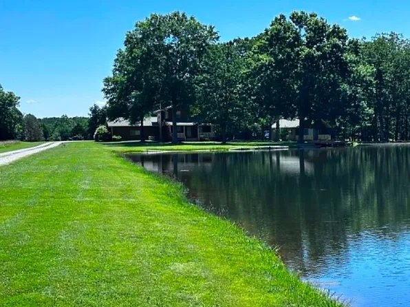 10863 Highway 19, Cuba, MO 65453