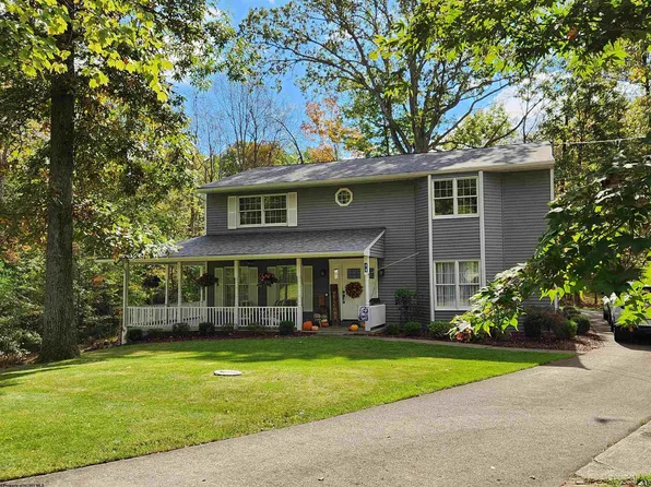 44 Leopard Ln, Fairmont, WV 26554