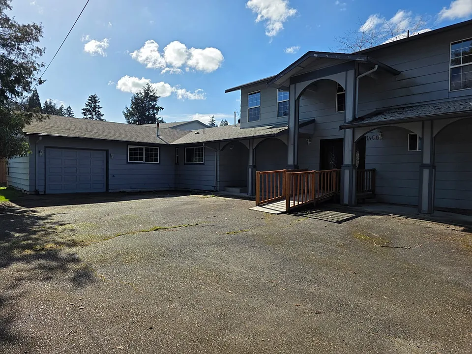 1406 Valley View Dr