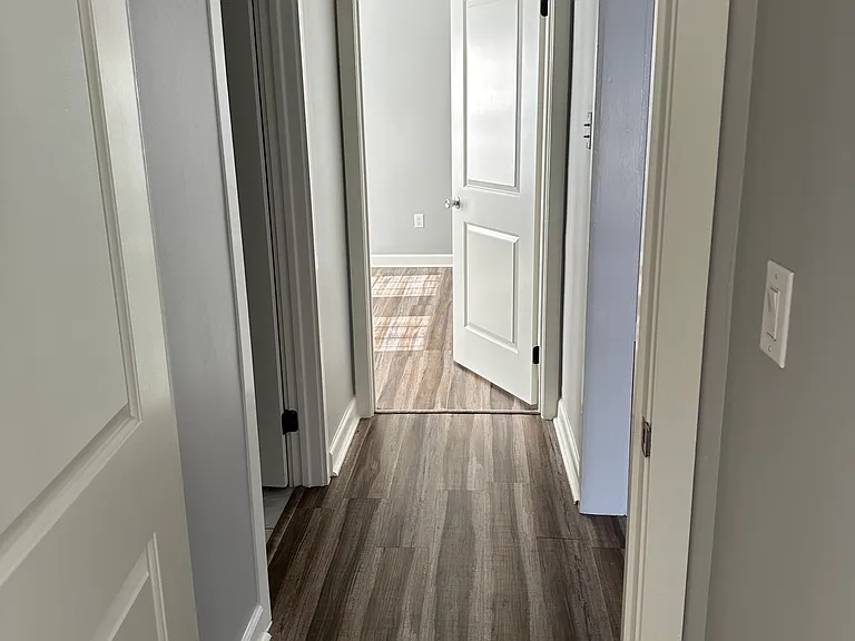 1119 Biltmore St — Photo 5