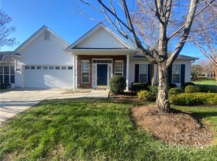 9112 Duckhorn Dr, Charlotte, NC 28277