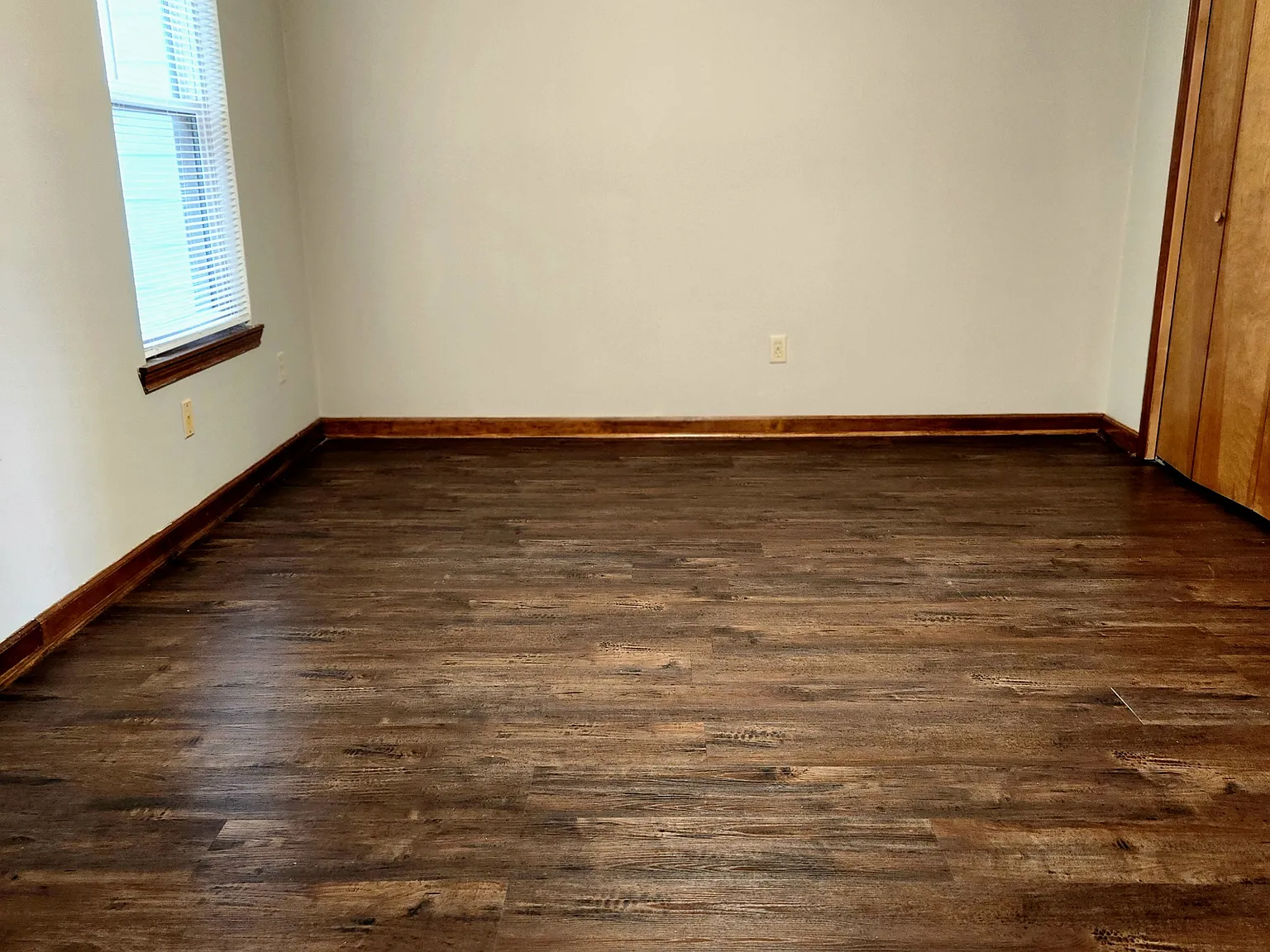 2 bed, 1.5 bath, $1,000 — Photo 4