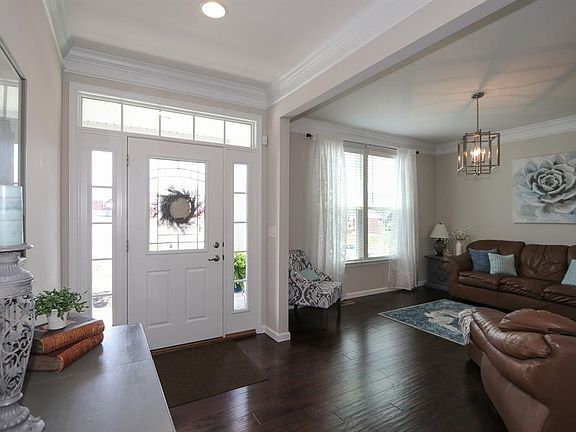4th image of 2611 Hartfield Ln