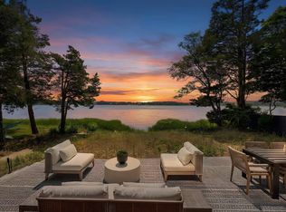 142 Towd Point Rd, Southampton, NY 11968