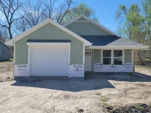 207 W Marshall St, Mayview, MO 64071