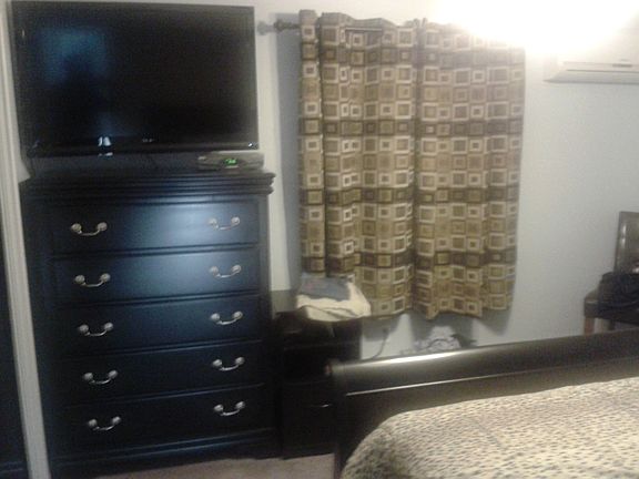 3rd image of 27 Saucer Ln